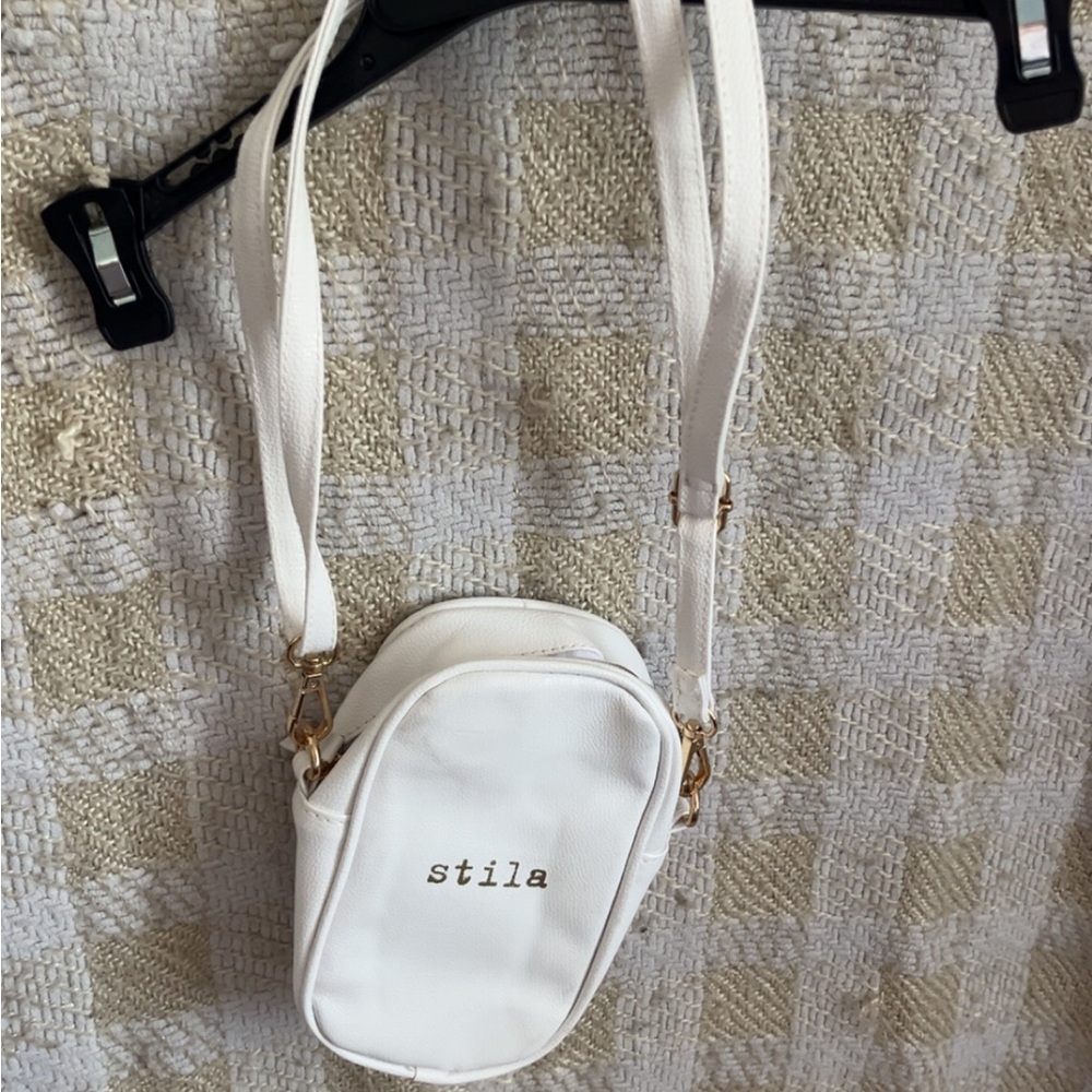 Stila White Crossbody Bag with Minimalist Design